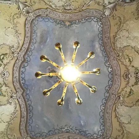 Castello Vecchio Frühstückspension 3*